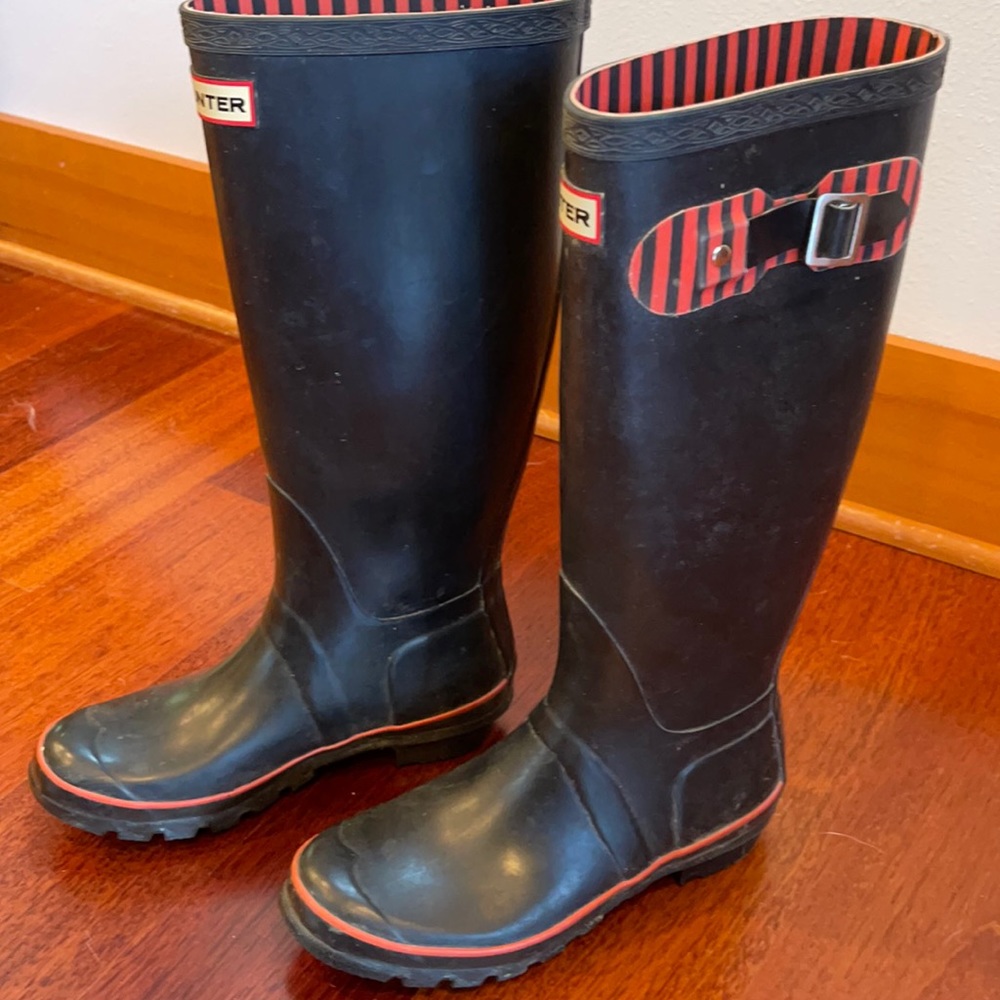 Unique striped tall Hunter boots